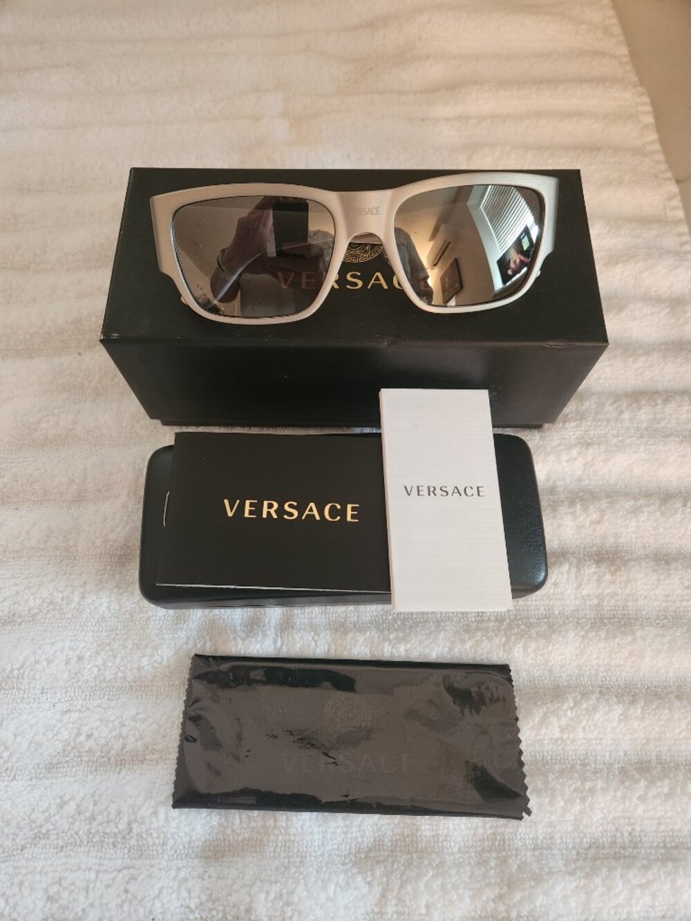 Versace VE2262 Matte Silver Medusa Sunglasses Full Box Set